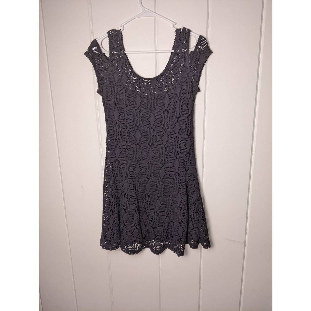 Free People Women’s Kiss the Sun Cold Shoulder Lace Mini Dress Black Size Small
